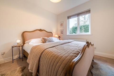 2 bedroom terraced bungalow for sale, 17 Elleray Gardens, Windermere
