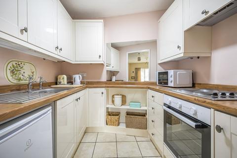 1 bedroom retirement property for sale, St. Cyriacs, Rose Court St. Cyriacs, PO19