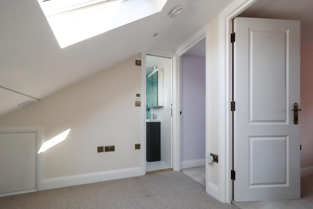 2 nd floor hallway