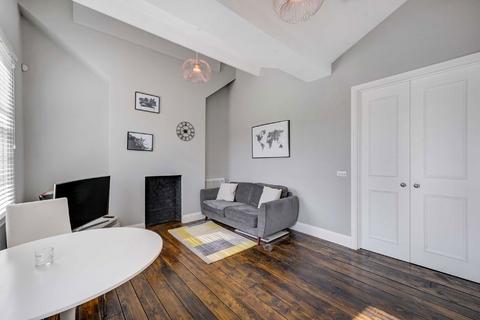 2 bedroom flat to rent, Portnall Road, London W9