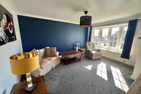 22 Daleside, Greetland, Halifax, HX4 8QD