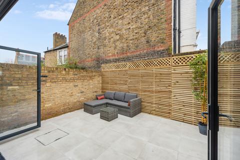 2 bedroom apartment for sale, Dagnan Road, SW12