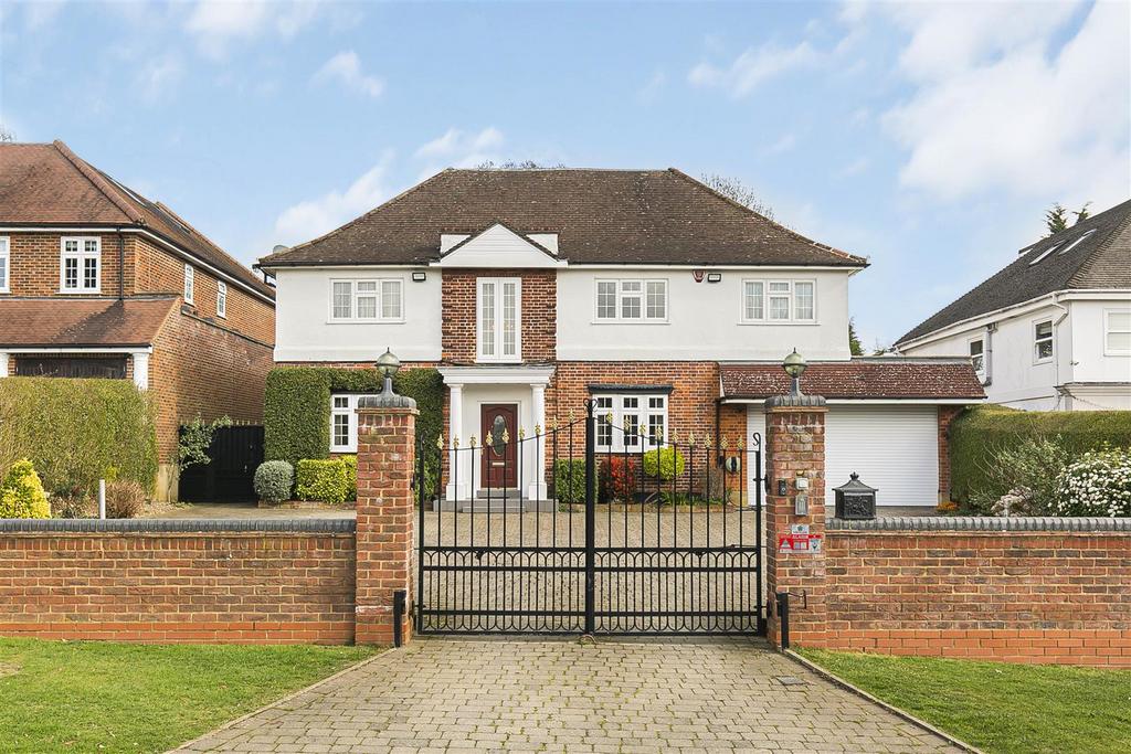 Mymms Drive, Brookmans Park, Hatfield 5 bed detached house for sale - £ ...