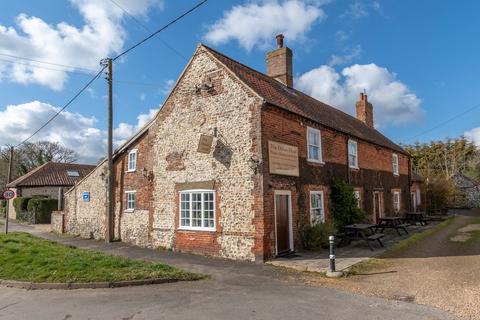 4 bedroom character property for sale, Lynn Road, West Rudham, PE31