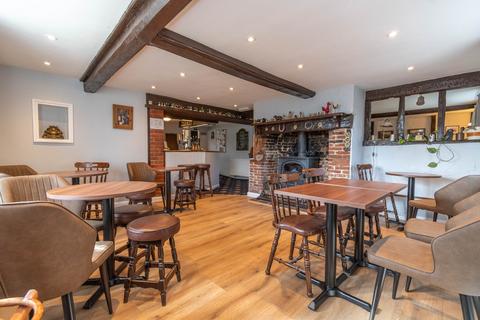 4 bedroom character property for sale, Lynn Road, West Rudham, PE31