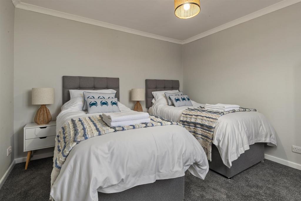 4 Bevlin Hall Saundersfoot -   Final Edits -1.jpg