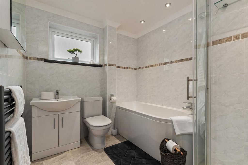 4 Bevlin Hall Saundersfoot -   Final Edits -10.jpg