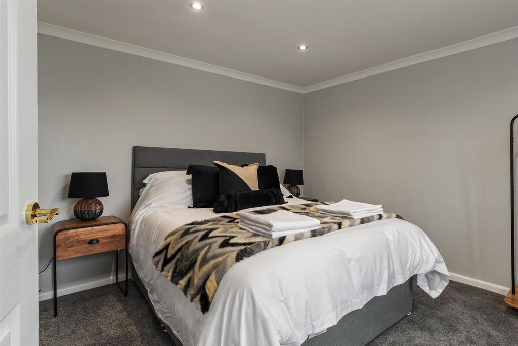 4 Bevlin Hall Saundersfoot -   Final Edits -11.jpg