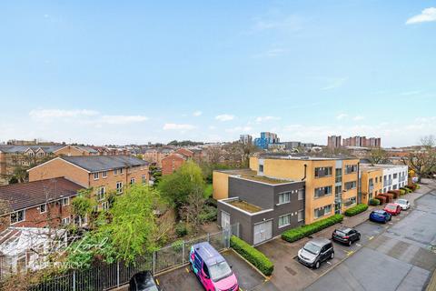 2 bedroom apartment for sale, Deals Gateway, London, SE13