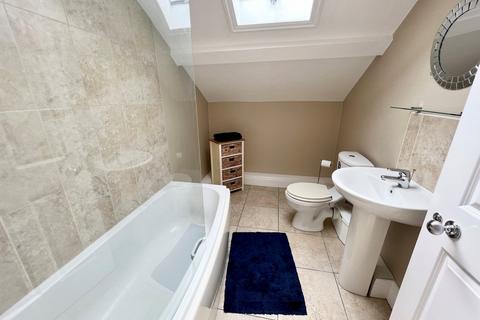 1g The Esplanade, Sunderland, SR2 7BQ