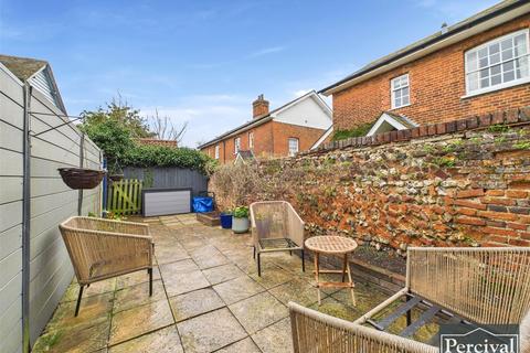7 Burrows Road, Earls Colne, Colchester, CO6 2RZ
