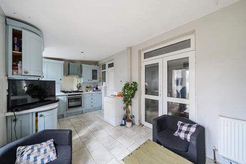 undefined, Meadowbank Road, London NW9