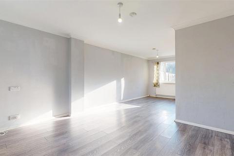 3 bedroom semi-detached house for sale, Collins Walk, Newport Pagnell