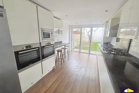 4 bedroom end of terrace house for sale, Cambria Road, London, SE5