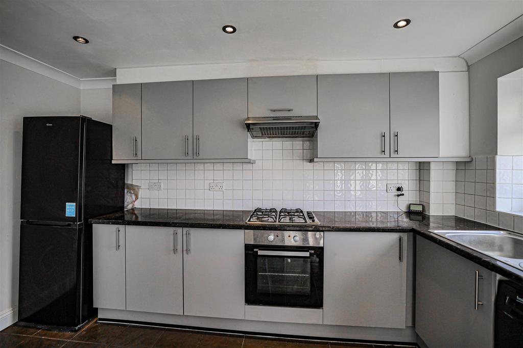 980 A2106.jpg