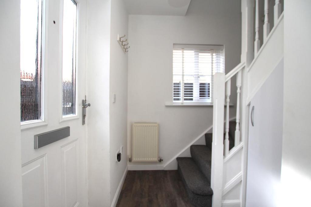 Hallway (2).JPG