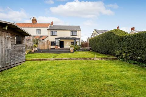 3 bedroom semi-detached house for sale, Highside Road, Heighington Village, Newton Aycliffe