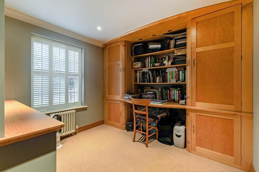 84221 2 Shears Drive Amesbury (20).jpg