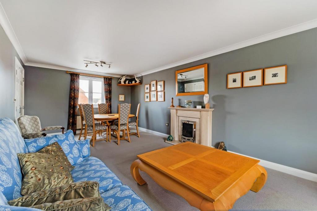 84221 2 Shears Drive Amesbury (5).jpg