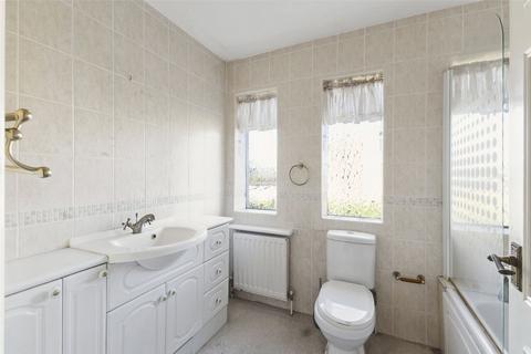 8 Leamington Road, Broadway, WR12 7DZ