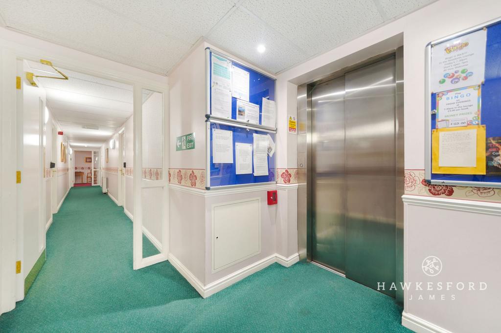 Riverbourne Court - Lift access