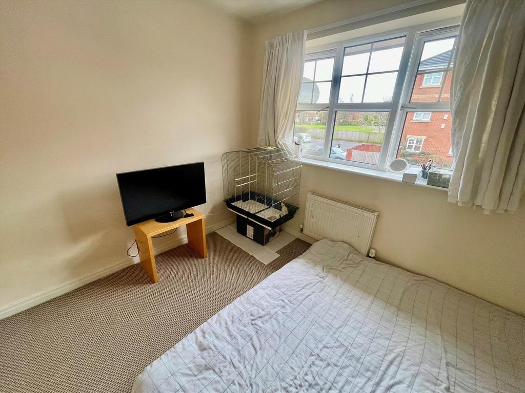 Front bedroom view 2