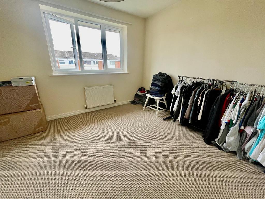 Back bedroom