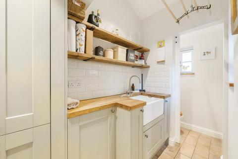 2 bedroom semi-detached house for sale, Bridle Path, Farnham GU10