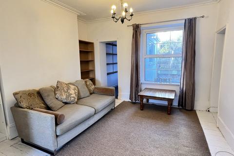 Flat 2, 16 Oxford Road, Exeter, EX4 6QU