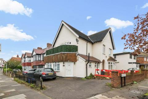 1 bedroom maisonette for sale, Hounslow Road, ., Twickenham, Middlesex, TW2 7HB