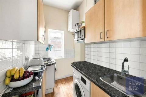 1 bedroom maisonette for sale, Hounslow Road, ., Twickenham, Middlesex, TW2 7HB