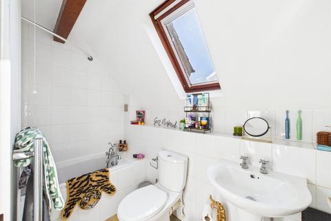9 Aspen Drive, Quedgeley, Gloucester, GL2 4EN