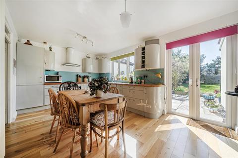 45 Queensway, Petts Wood, Orpington, BR5 1EB