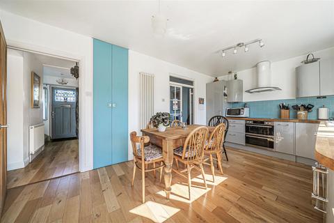 45 Queensway, Petts Wood, Orpington, BR5 1EB