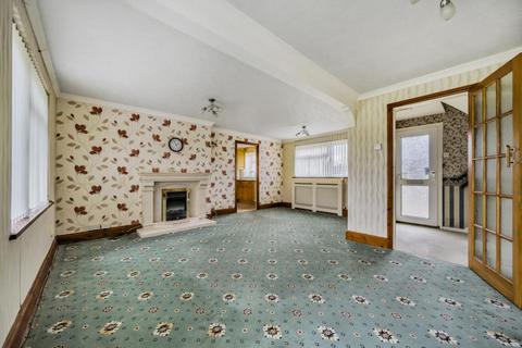 59 Frethern Close, Burford, OX18 4NS