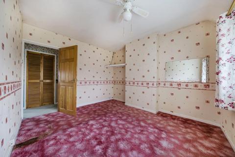 59 Frethern Close, Burford, OX18 4NS