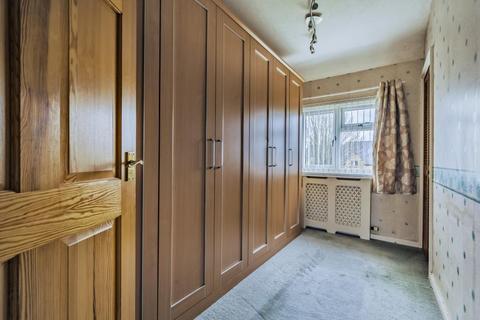 59 Frethern Close, Burford, OX18 4NS