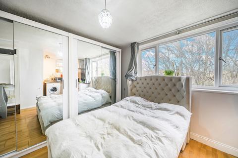 Studio for sale, Askew Crescent, Shepherds Bush, London