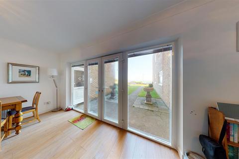 4, Bedford Court Eastern Esplanade, Broadstairs, CT10 1DQ