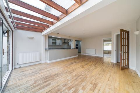 undefined, Sandhills Meadow, Shepperton, TW17