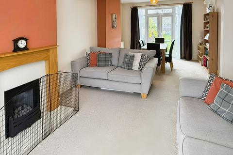 3 bedroom terraced house for sale, Vernon Road, Aylestone, LE2