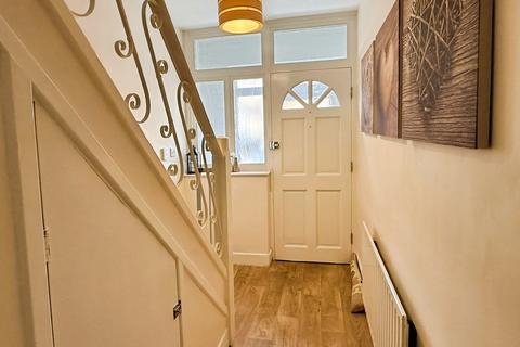 3 bedroom terraced house for sale, Vernon Road, Aylestone, LE2