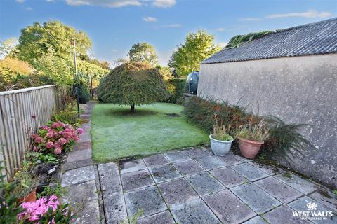 2 bedroom cottage for sale, Broadmoor, Kilgetty