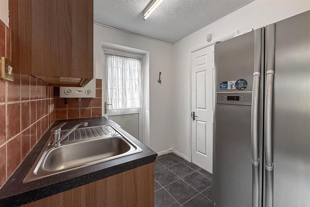 14 Havercroft Close-32.jpg