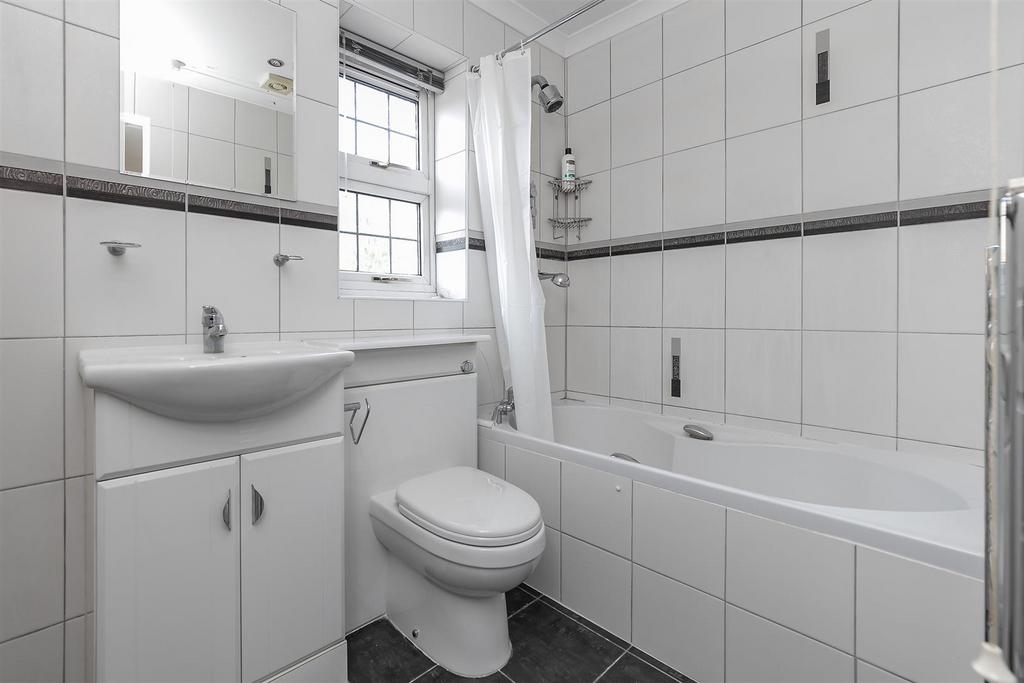 14 Havercroft Close-41.jpg