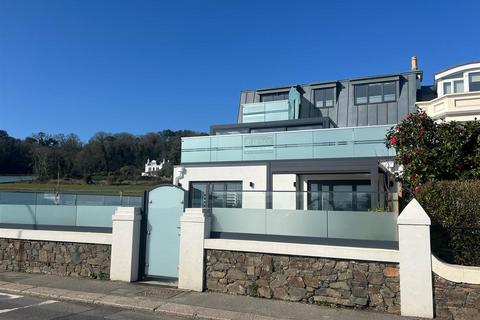 2 bedroom apartment for sale, Apartment 3, Au Caprice, La Route De La Haule, St. Brelade, Jersey