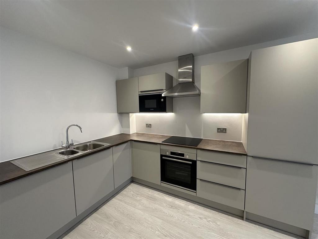 J Beohiw4 VUGcvlj2 Vu Umqg.jpg