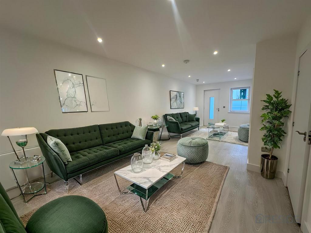 Virtual Staging AI - IMG 9758 - 4 November 2024 13