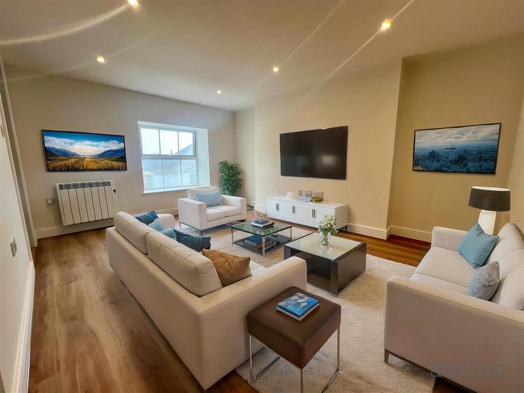 PHOTO-2025-05-27-12-07-02-8 - Living Room - Standa