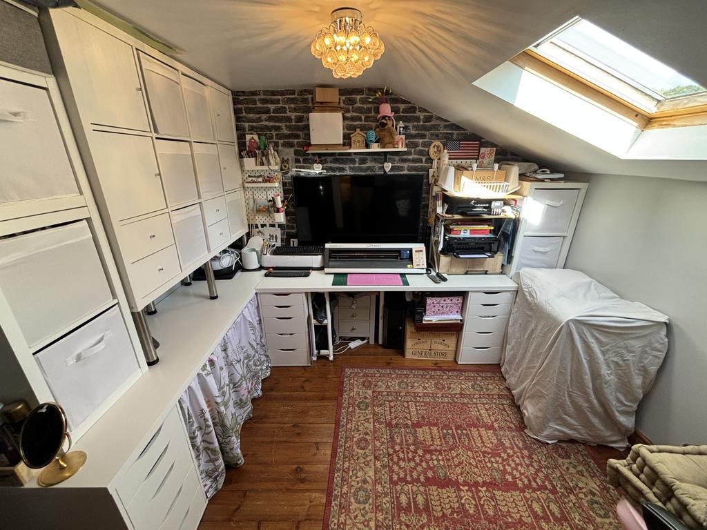 Rear bedroom 3